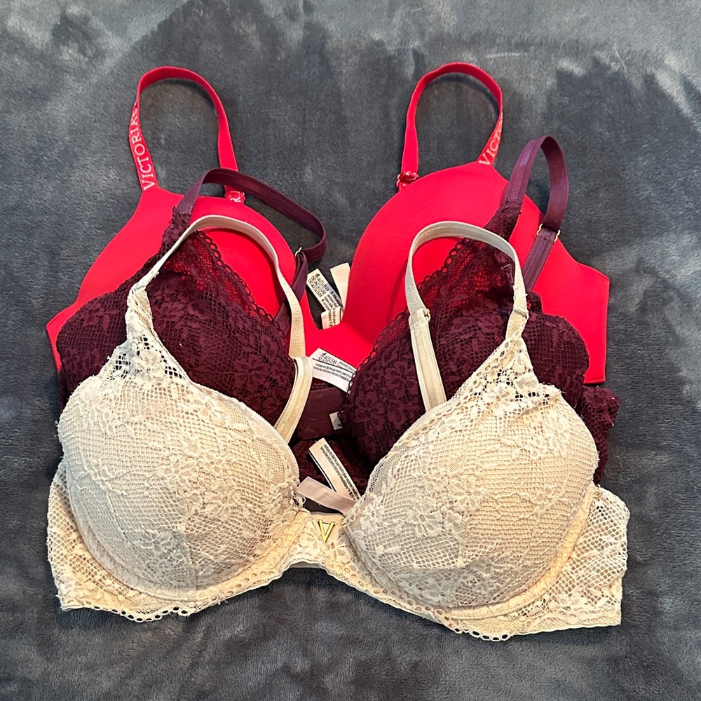 Victoria's Secret Bra *set of 3*— 38C